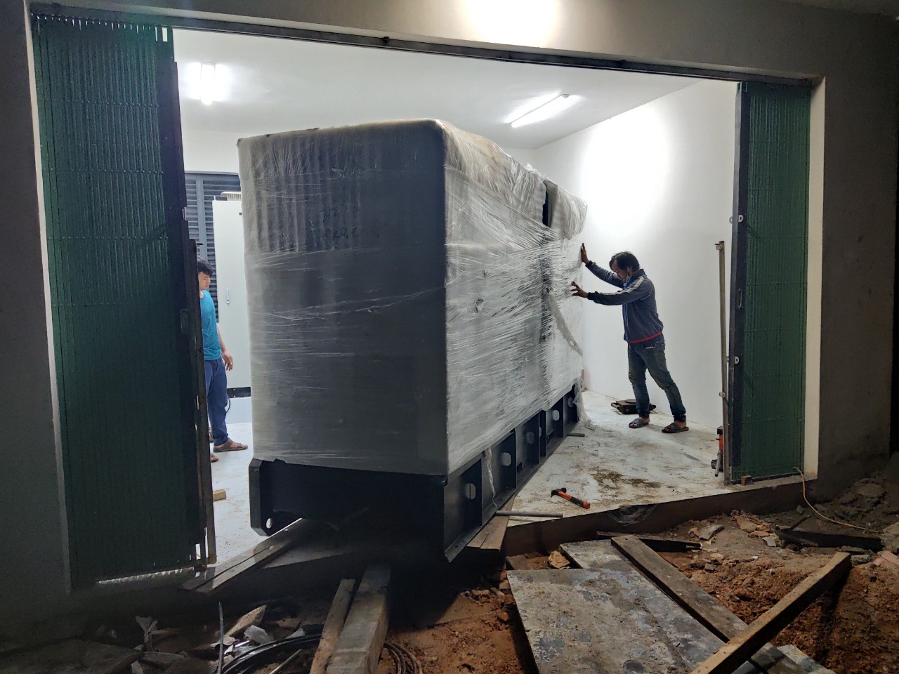 lắp đặt máy phát điện 250kva