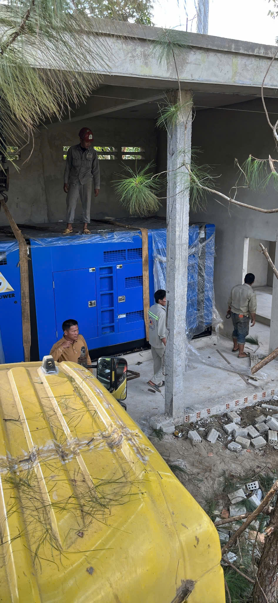 lắp đặt máy phát điện 650kva
