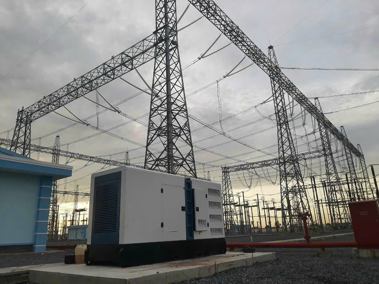 lắp đặt máy phát điện 300kva